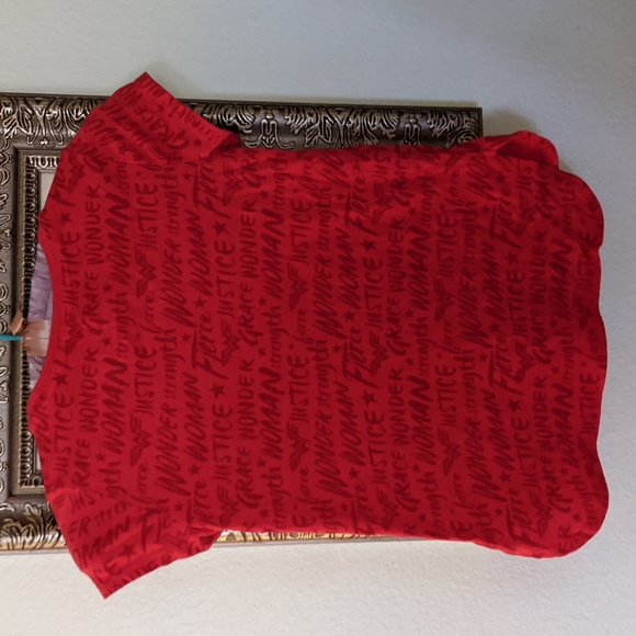 ❤️ 7/8, Red, Wonder Woman short sleeve t-shirt - Picture 5 of 5